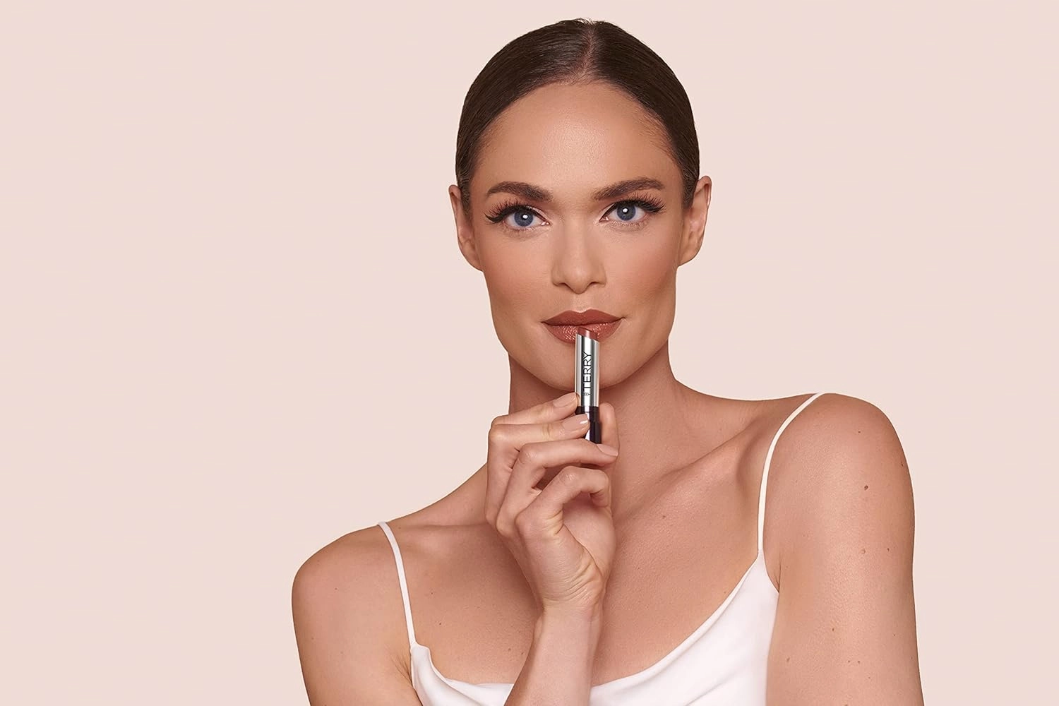 By Terry Hyaluronic Hydra-Balm Hydrating Lipstick, For Soft, Plump Lips, UV Defense, Add Color & Shine, Vegan, #5 Secret Kiss
