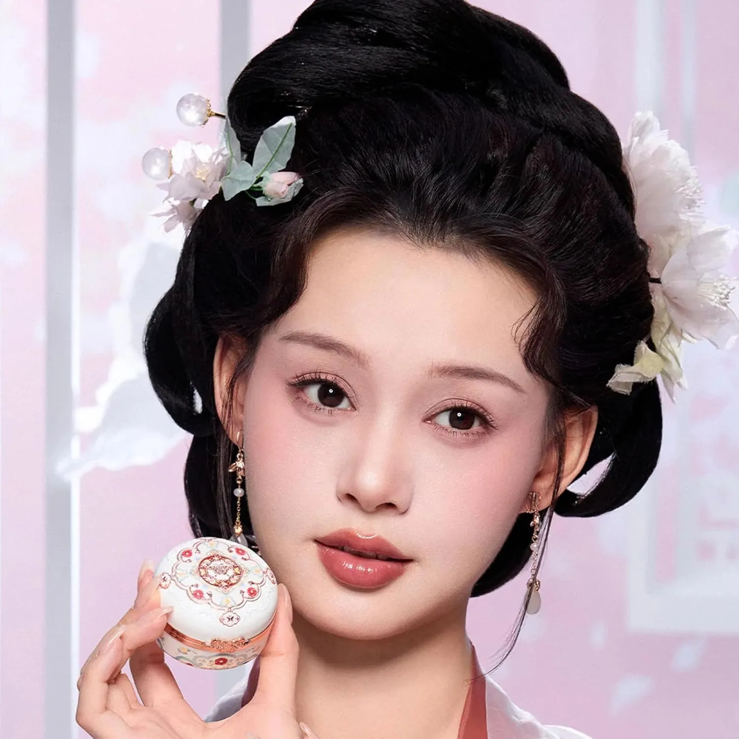 Flower Knows Butterfly Cloud Collar Rouge Box Highlighting & Blush Duo Powder,Nude Peach Matte Finish Blush & Highlighter Palette,Buildable & Blendable Makeup for cheeks(01 Rouge Snow)
