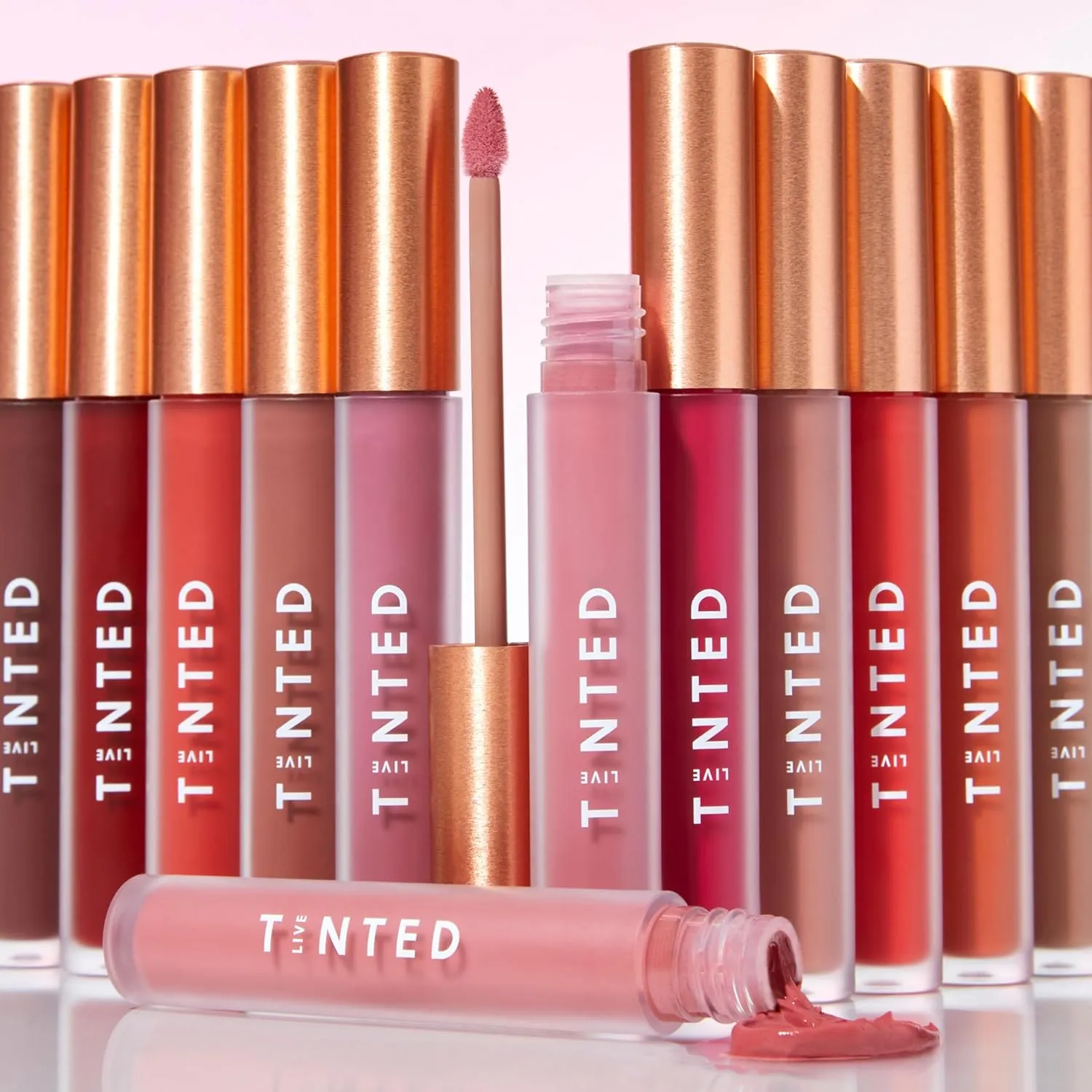 Live Tinted Huelip Liquid Lip Crème - Weightless, Long-Lasting Liquid Lip with Hyaluronic Acid and Jojoba Oil For a Soft, Comfortable, Moisturized Finish - 0.09 fl oz - Bright Orange Red