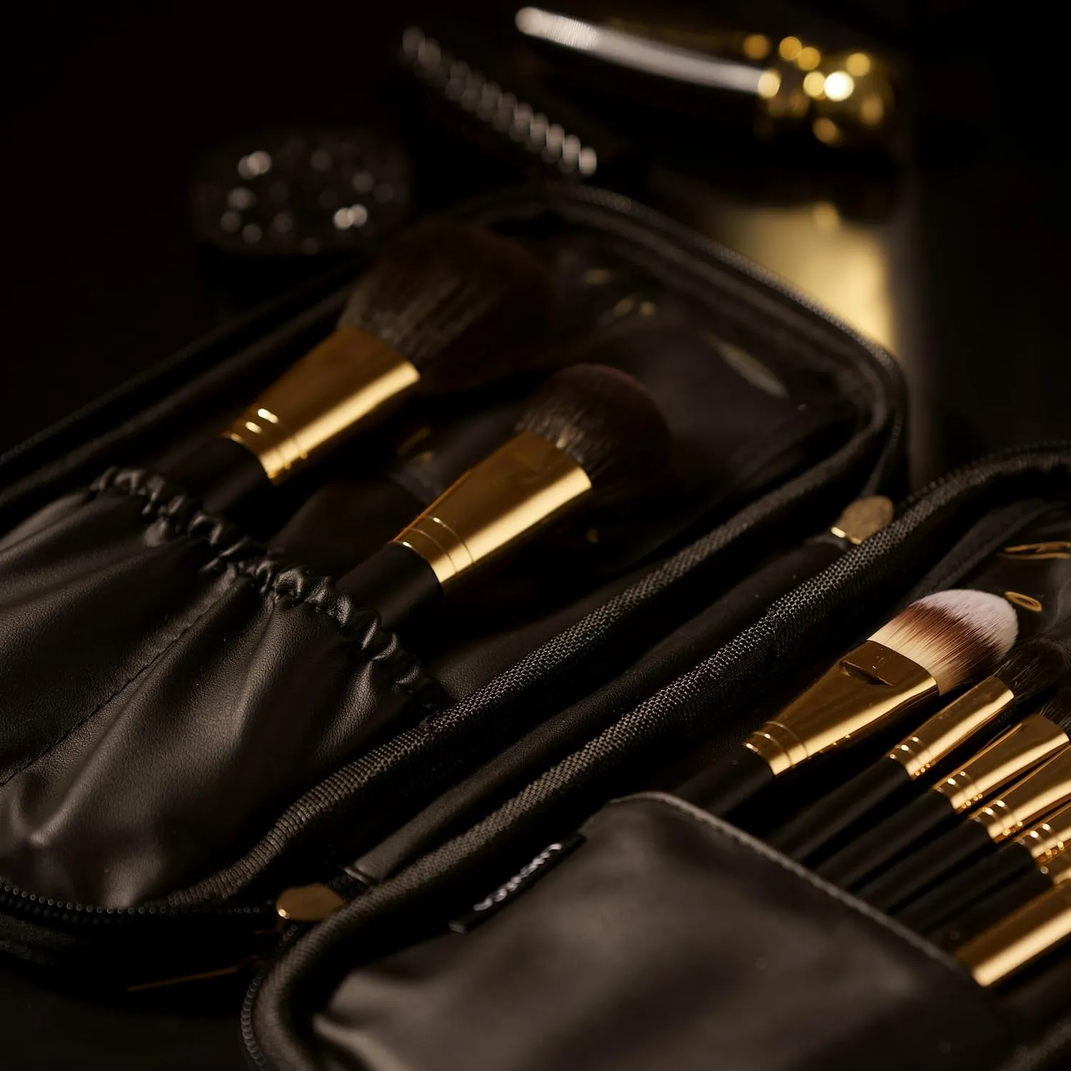 Lucy&Co. Makeup Brush Set With Pouch, Premium Synthetic, Vegan (Face3Pcs Bag) Black