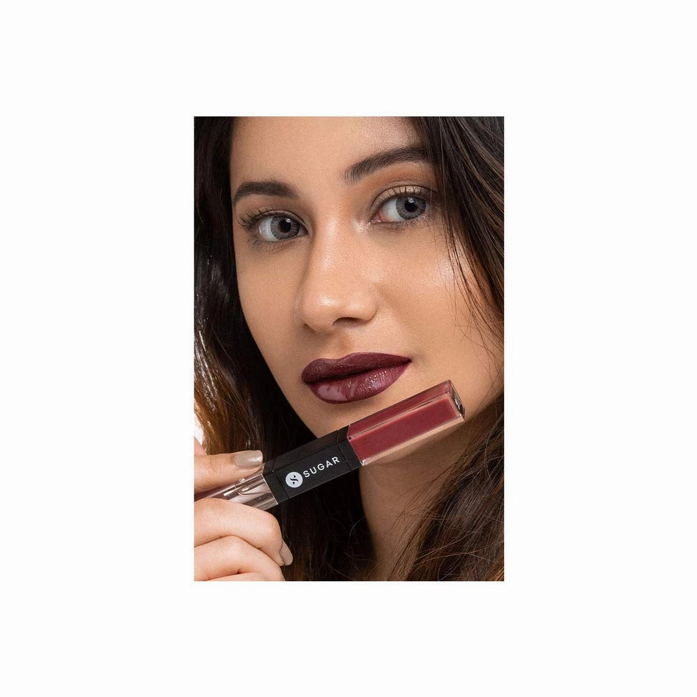 SUGAR Cosmetics Smudge Me Not Lip Duo - 18 Divine Praline (Dusty Burgundy) 2 In 1 Lipstick, Matte Finish, Glossy Finish, Hydrating Formula