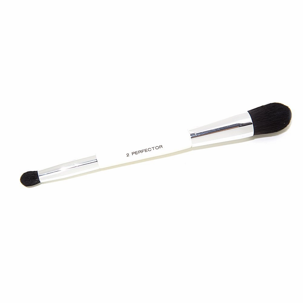 The Essential Concealer Brush