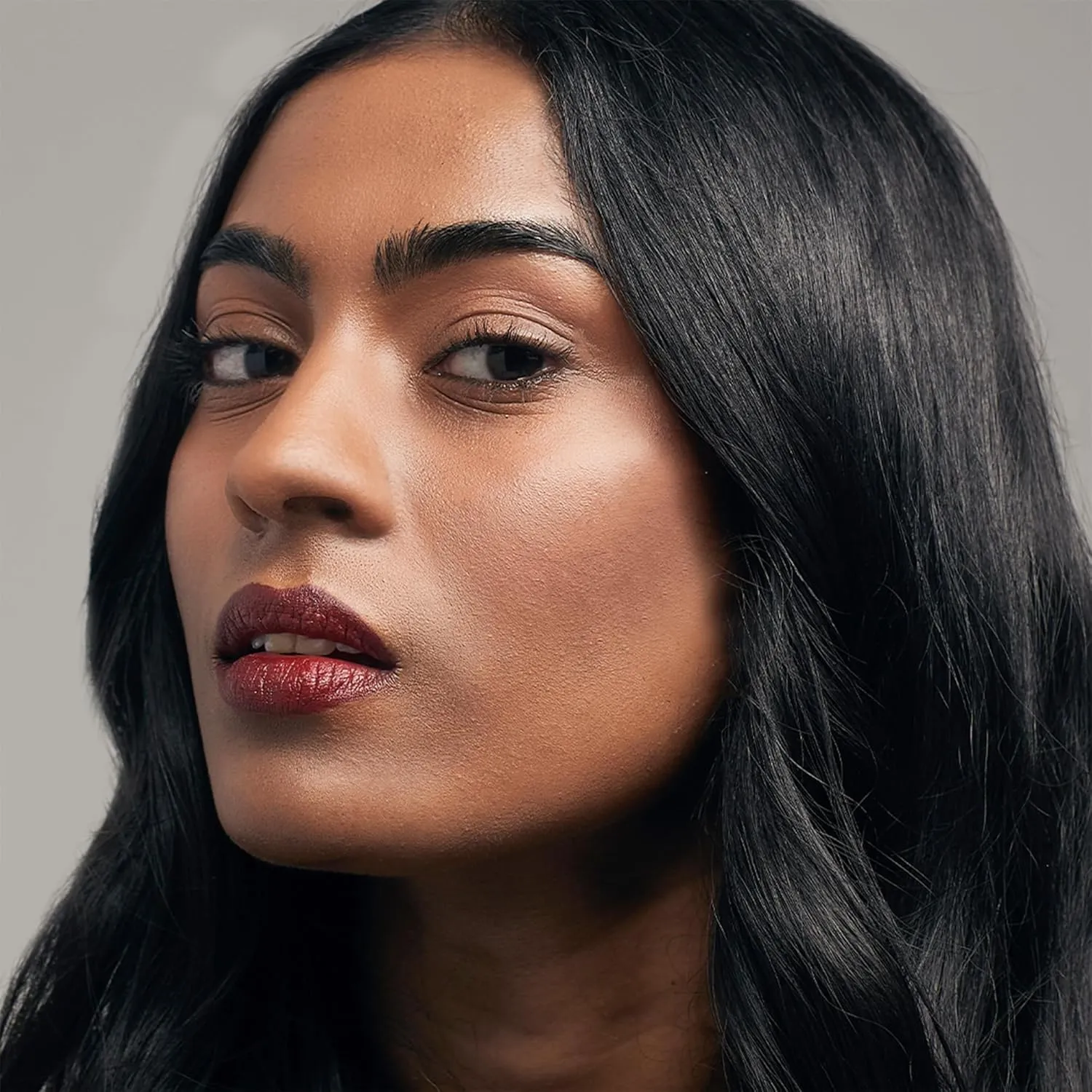VASANTI Cosmetics Matte Crush Lipstick Pencil (Va Va Voom - Dark Brown) - Long lasting, Water resisitant & Smudge proof - High Pigmented, Soft Matte Lip Liner Makeup