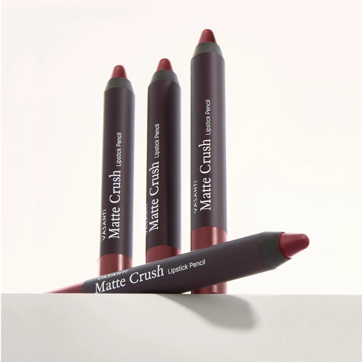 VASANTI Matte Crush Lipstick Pencil (Peachy Keen - Natural Peach) - Soft, Smooth, Velvety, High Pigmented - Long lasting, Water resisitant & Smudge proof - Paraben Free, Cruelty Free Lipstick