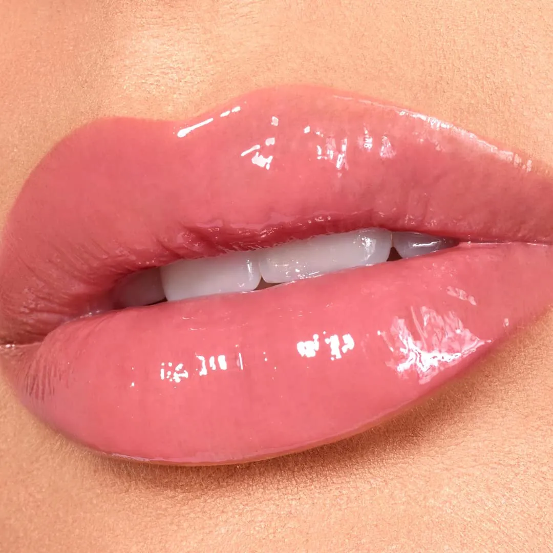 Vegan Lip Gloss for Soft Lips, Plumping Oil, Hydrating Non-Stick Lipgloss for Women, Provides Maximum Shine, Paraben and Cruelty Free (Purposeful - Light Lilac Color)