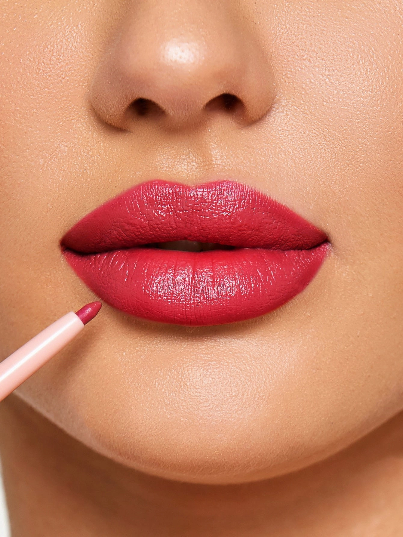 VELVET MATTE Lip Liner - Crimson